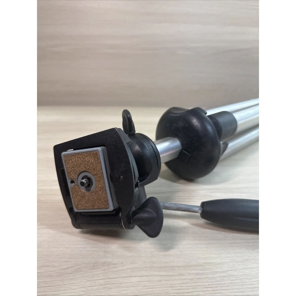 Manfrotto (Italy) Bogen 3405‎ Junior Tripod with Quick Release Head